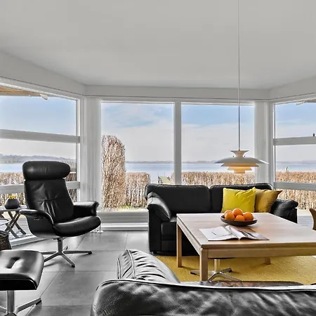 Vakantiehuis 3 Bedroom Gorgeous In Hejls